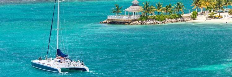 Croisière en catamaran avec déjeuner à bord