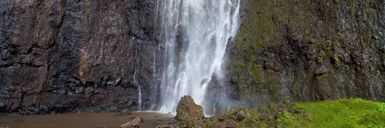 Randonnée pédestre pour les cascades