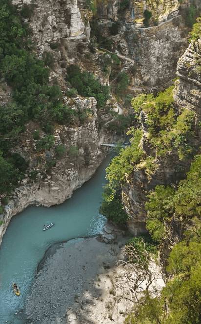 Toute la tribu à l'assaut du canyon d'Osum
