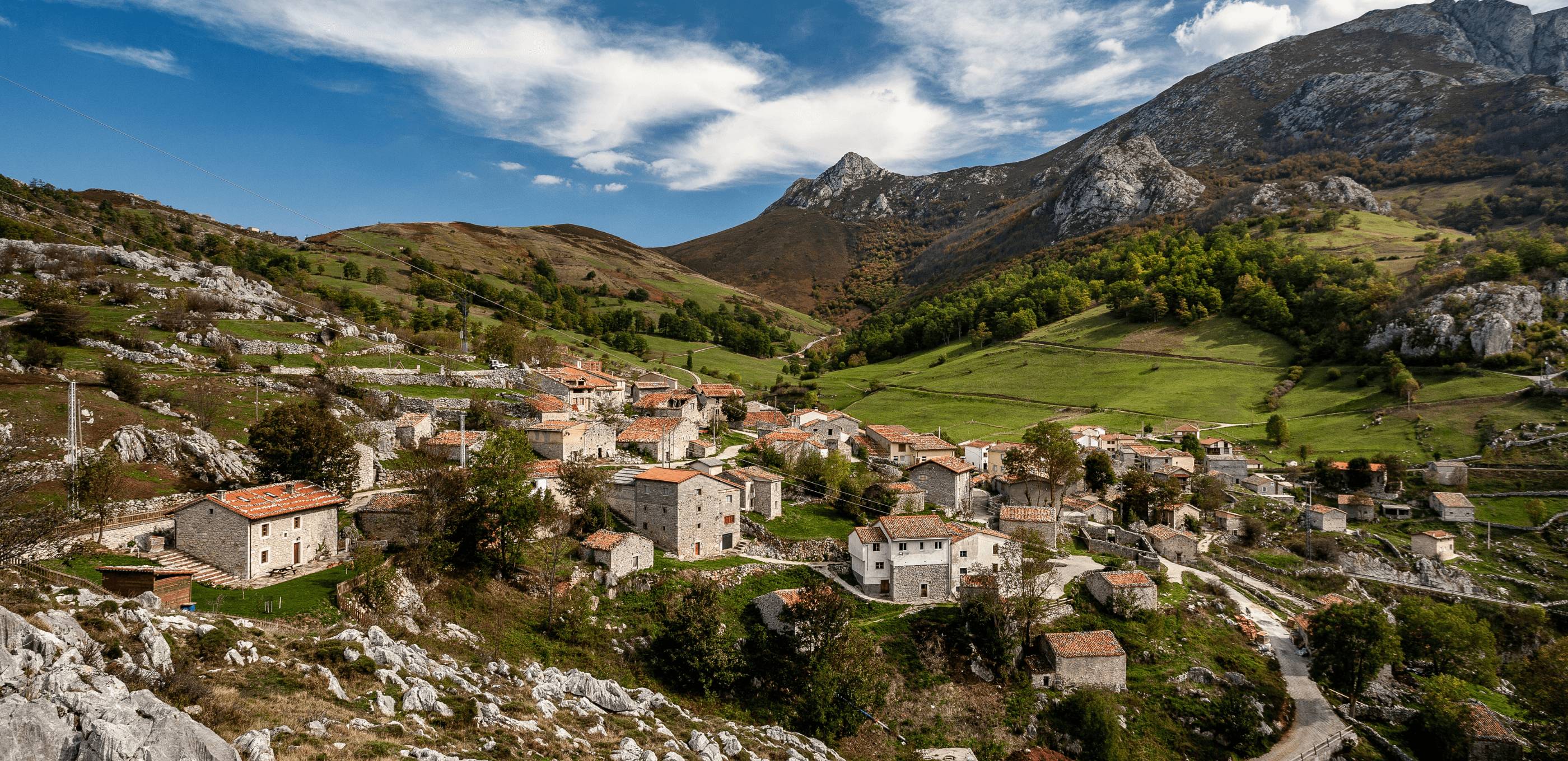 Villages perchés et fromages des Picos