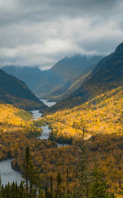 Charlevoix, entre fleuve et montagnes