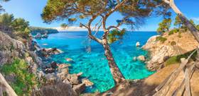 Montagnes, mer et villages pittoresques