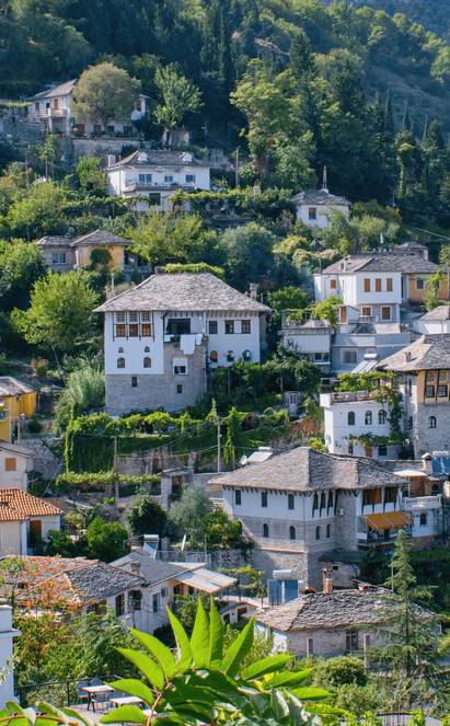 Gjirokastër, cité de pierre hors du temps