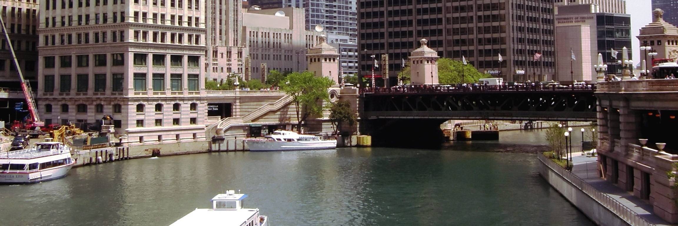 Balade en bateau avec l'Architecture River Cruise