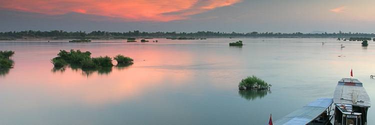 Balade en sampan à Hoa Lu