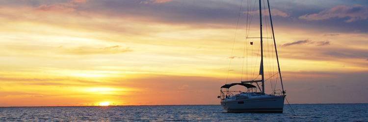 Coucher de soleil en voilier