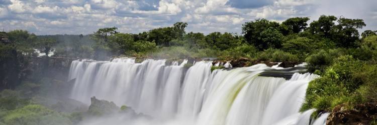 Excursion en jeep et en bateau dans le Parc National d'Iguaçu