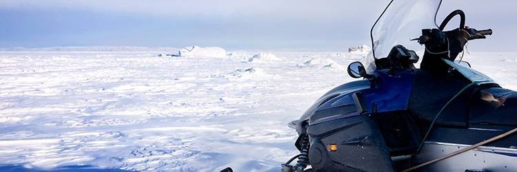 Motoneige sur le glacier Vatnajökull