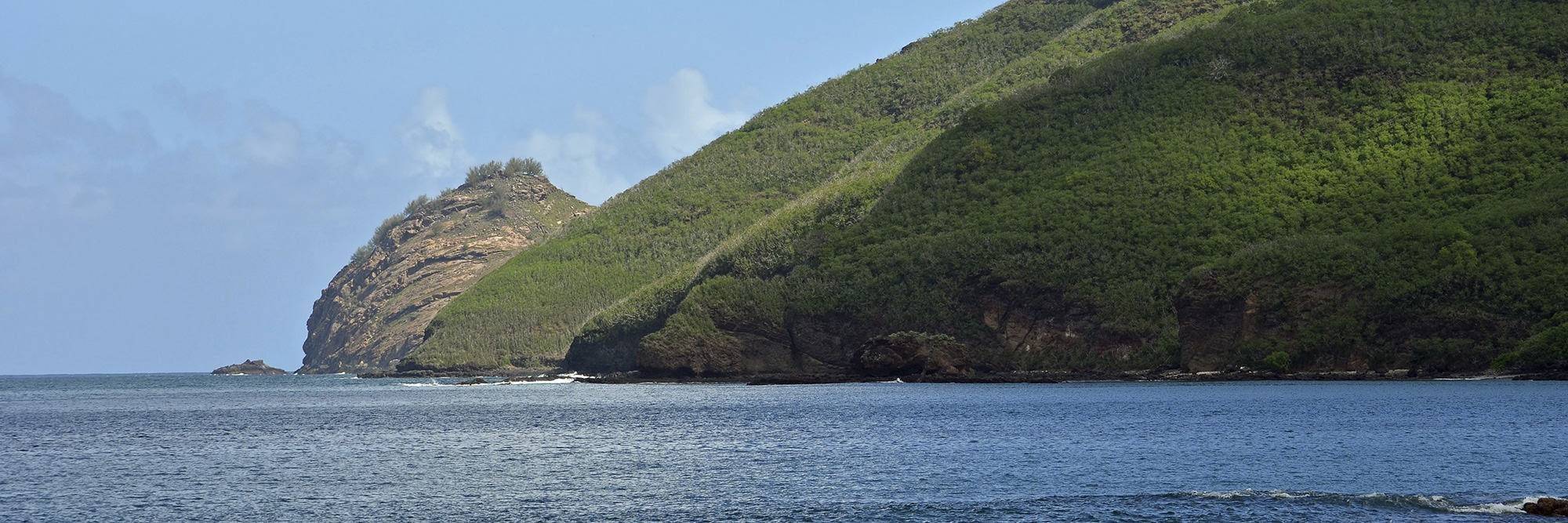 Randonnée et baignades dans la cascade d'Hakaui