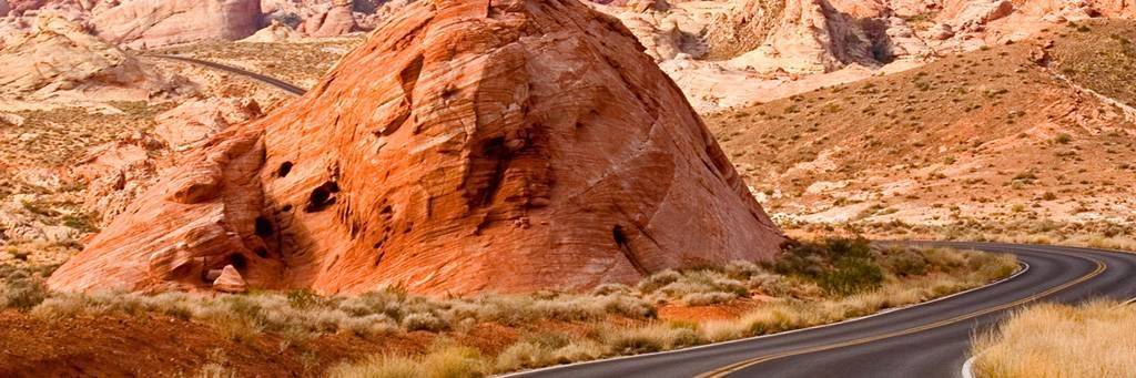 Sur la route du désert du Nevada