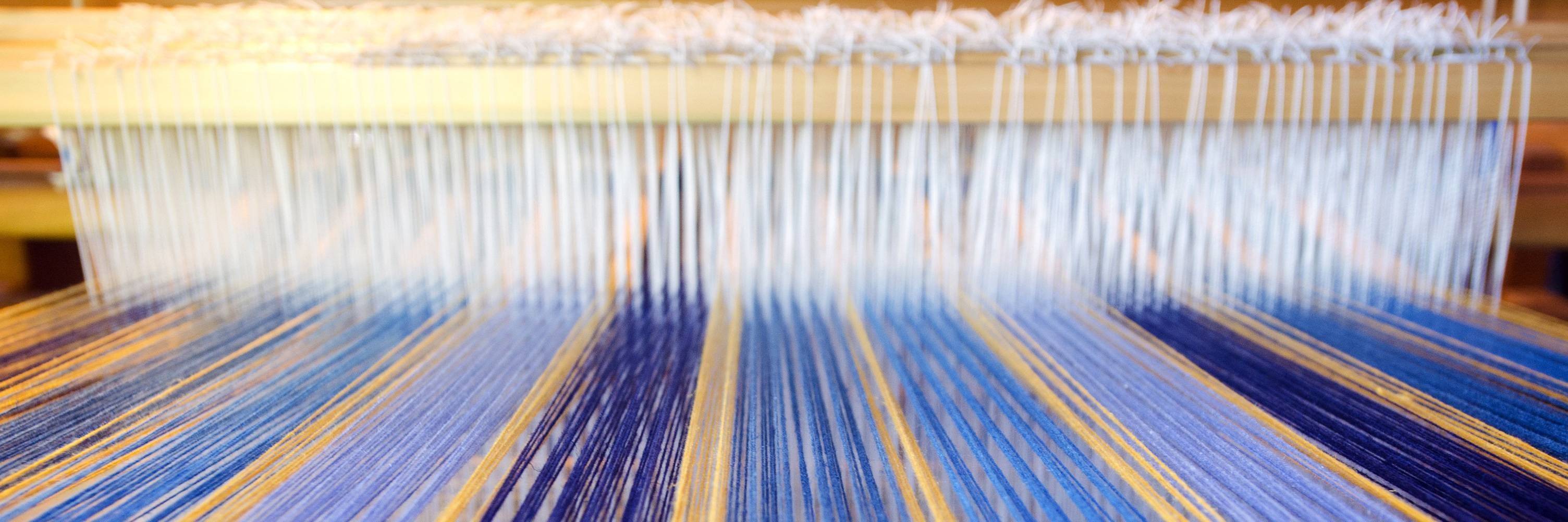 Visite d'une fabrique de tapis en soie