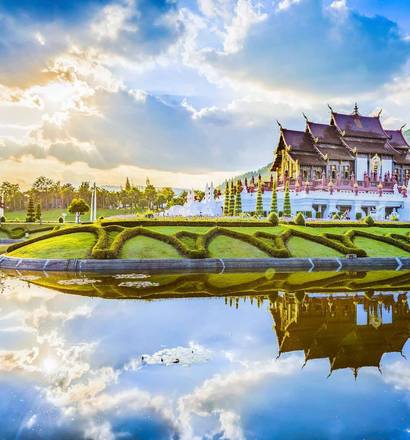 Aux confins du Siam : merveilles d'un royaume enchanteur