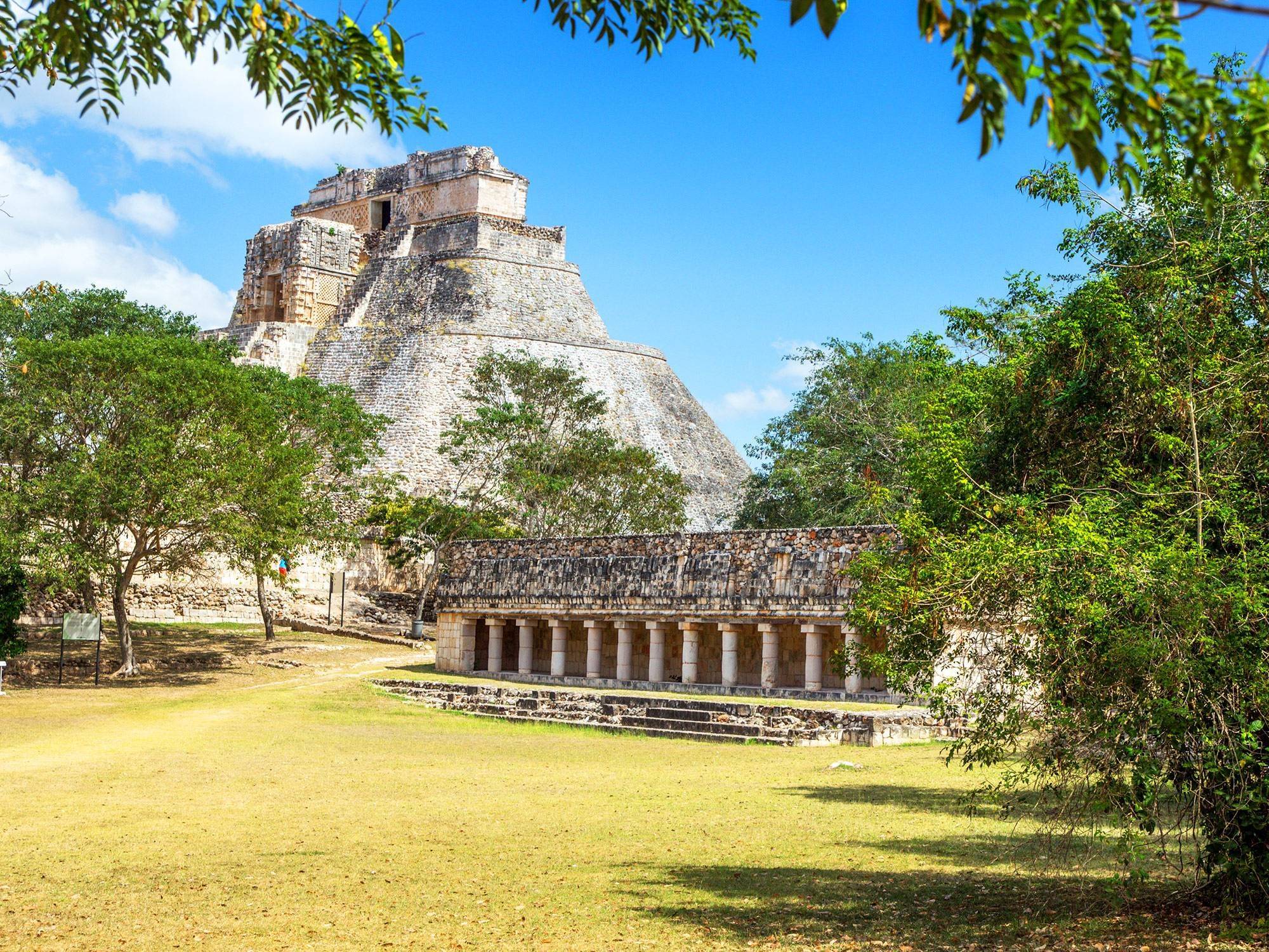 Sur les traces des Mayas